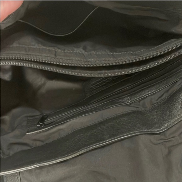 Danier Black Leather Satchel Purse Bag Crossbody Strap - Picture 10 of 16